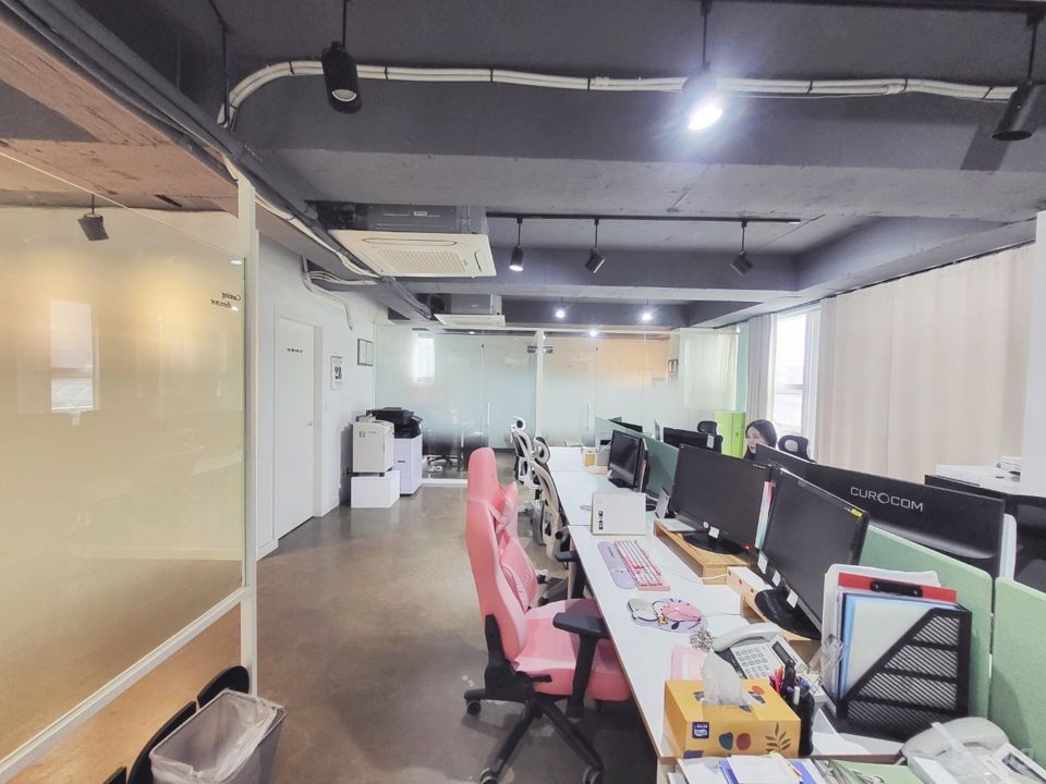 강남구청역 가까운 특급 인테리어 디자인 사무공간 테라스는 덤 매물의 3번째 사진