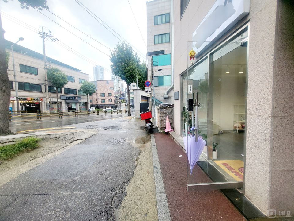 ⭐상봉동 큰대로변 버스정류장앞 시설좋은 신축급1층 협의가능! 매물의 11번째 사진