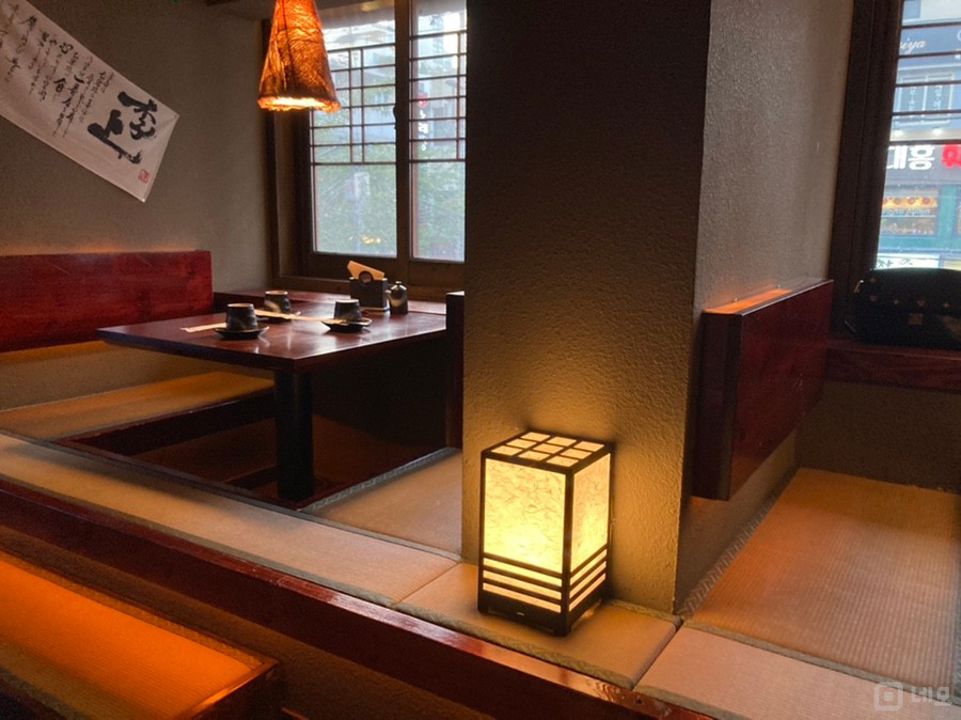 신정동 초역세권, 인테리어 및 시설 최상 이자카야 매물의 3번째 사진