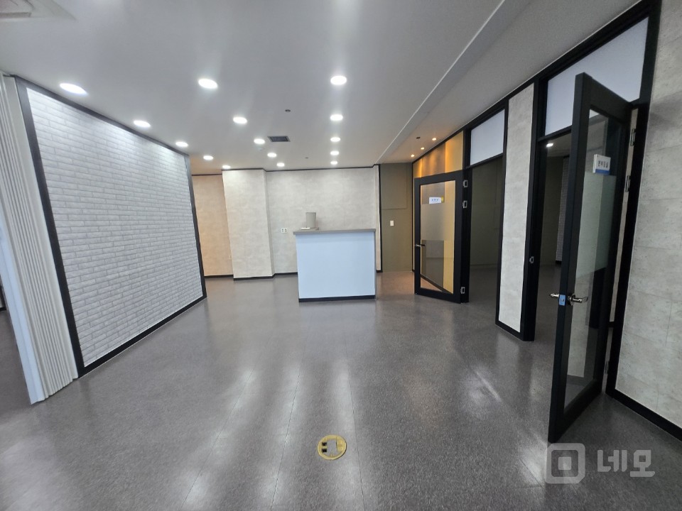 가산동 대형사무실 100평이상. 즉시입주.가성비 최고.. 매물의 7번째 사진