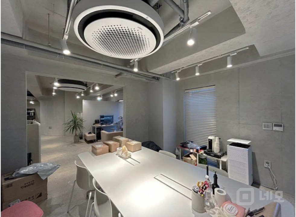  신축Luxury-☆  논현역도보2분, 주차 2대 매물의 3번째 사진