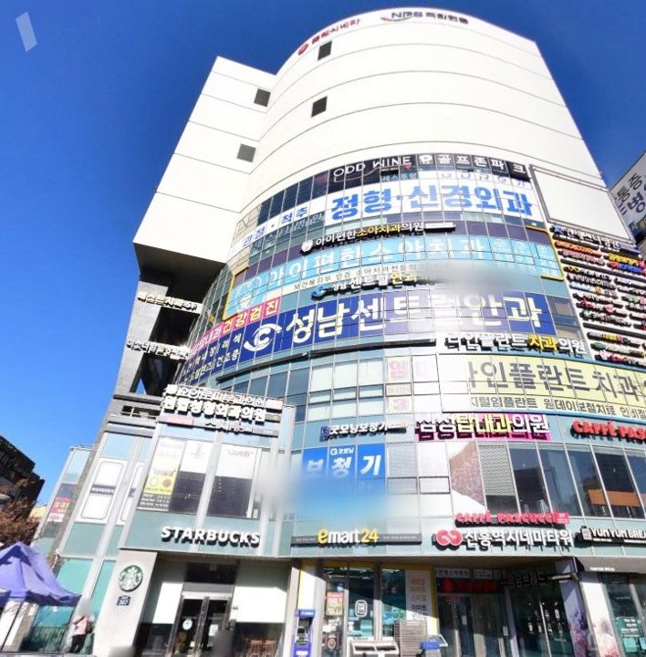 신흥동 지하철역 연결 상가 건물 1층 카페 매물의 6번째 사진