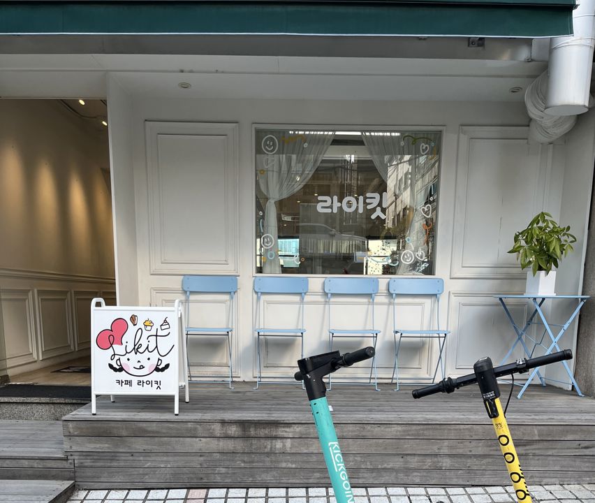 신사역 도보 7분, 논현동 카페 상가 임대 매물의 5번째 사진