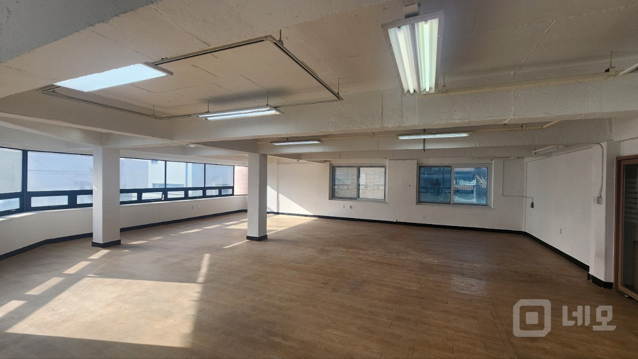 엘베o주차o 코너건물 2층 단독 사무실 매물의 5번째 사진