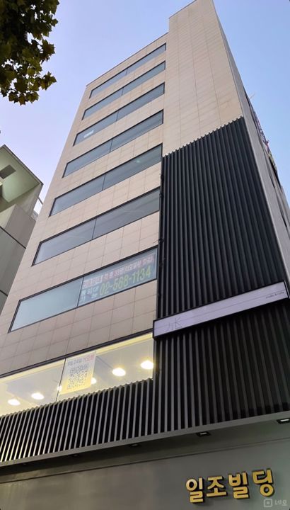 신림역 역세권, 대로변 위치, SNS 핫플레이스인 카페 매물의 6번째 사진