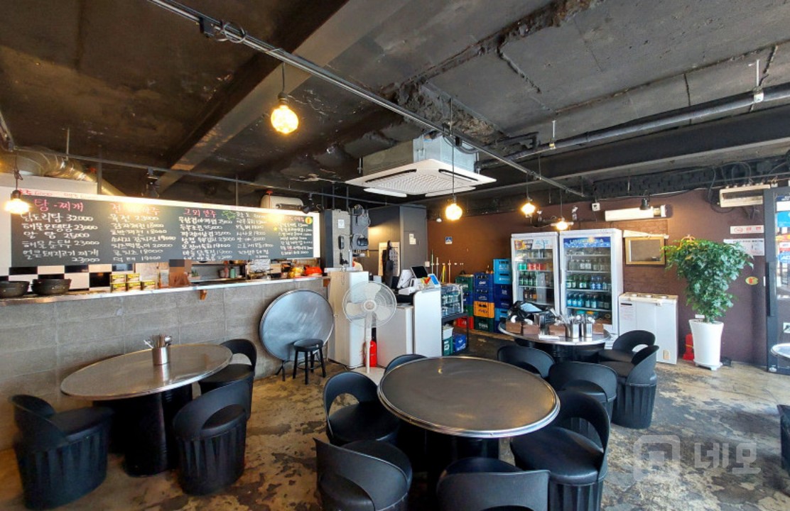 청담사거리 1층 포차 매물의 2번째 사진