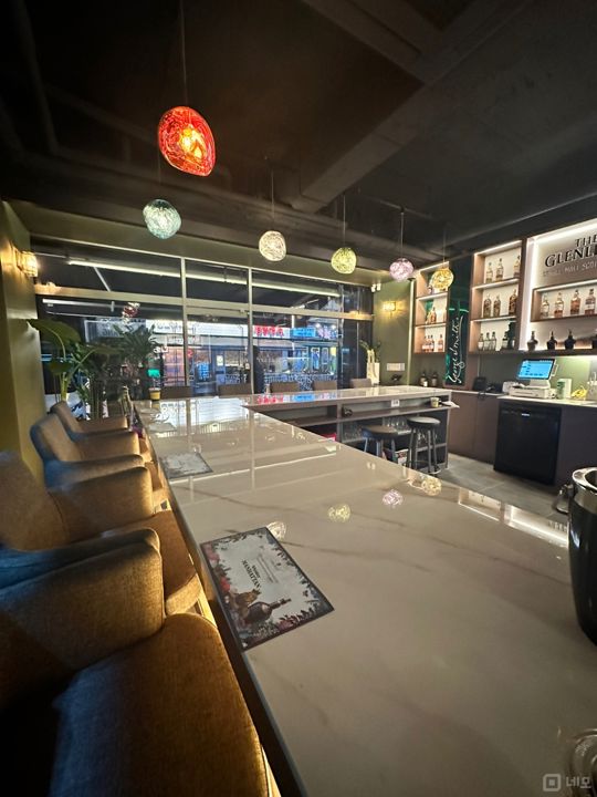역세권, 시설 깔끔한 방배동 1층 바 매물의 1번째 사진
