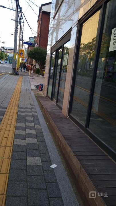 성북세무소 정문앞에있어요. 매물의 1번째 사진