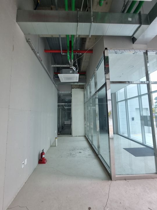무권리, 송도동 주택가상권 위치, 즉시입주가능한 1층 코너 상가 매물의 1번째 사진