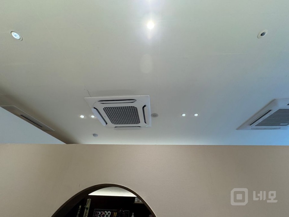 우드분위기 셀프스튜디오 룸1 테라스1 주차o 매물의 12번째 사진