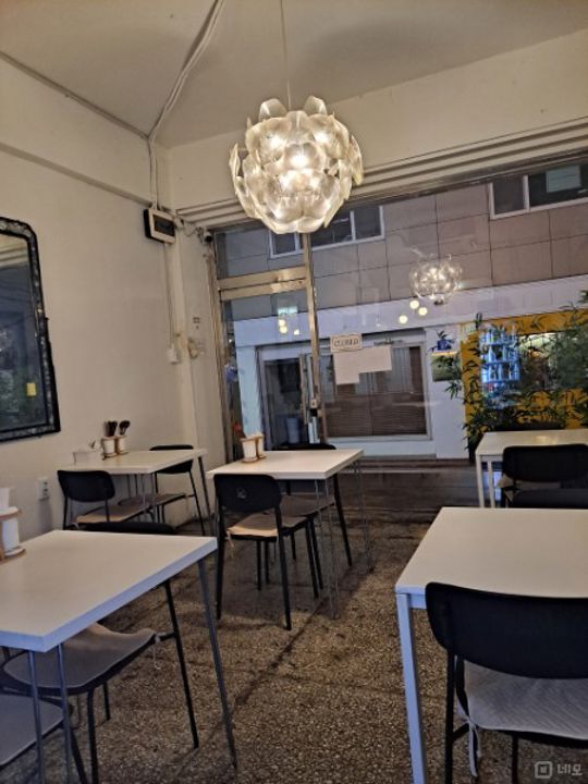 매출 보장, 단골 고객 많은 중곡동 음식점 매물의 1번째 사진