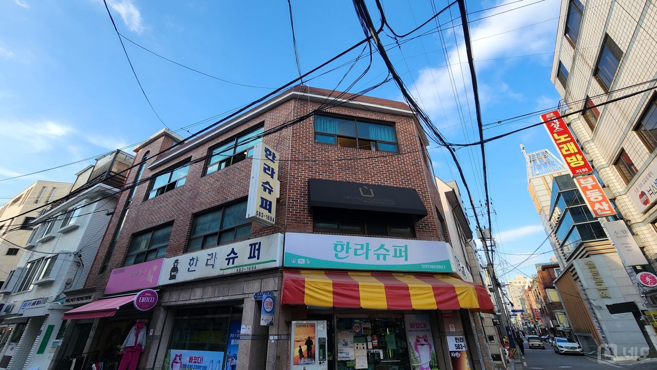 사당동 사당역 역세권, 고급스러운 인테리어, 예약 많은 파티룸 매물의 5번째 사진