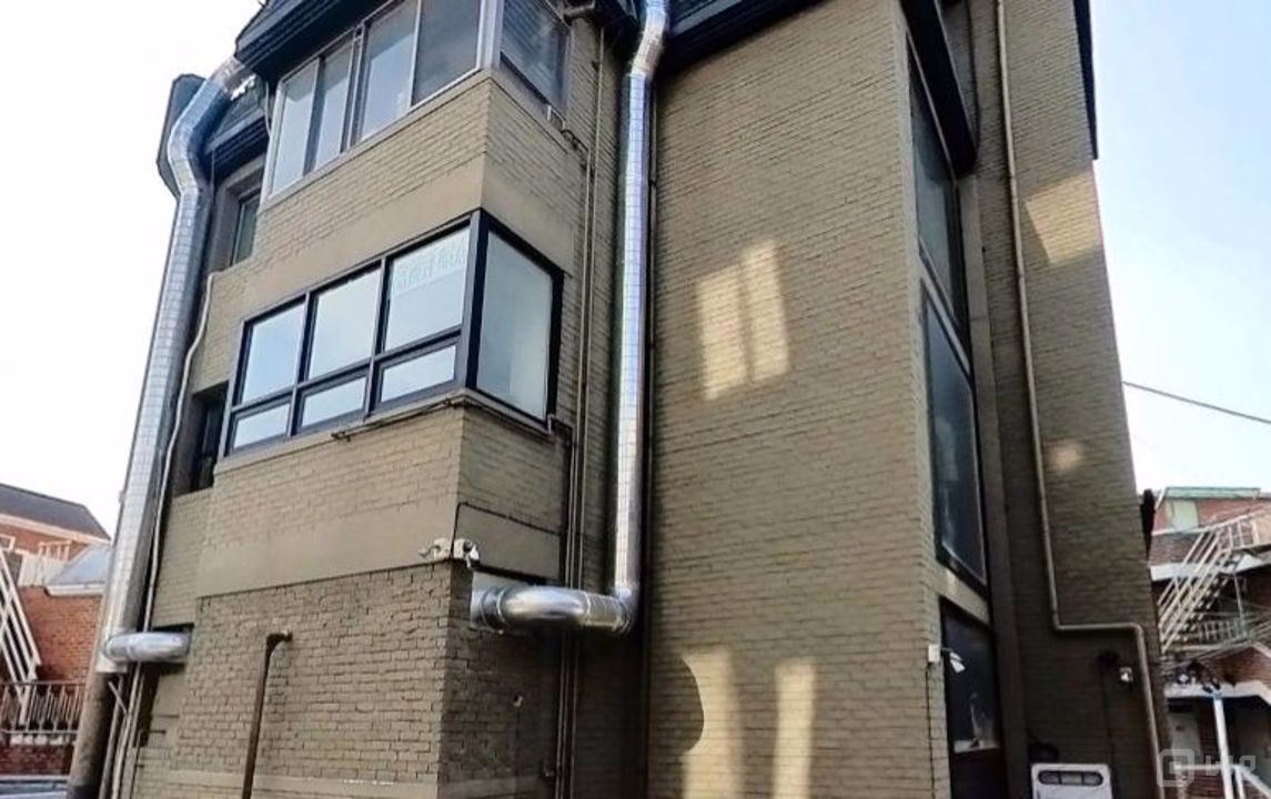 용산구 이태원동 위치 좋은 전신 만실인 상가 건물 매매 매물의 8번째 사진