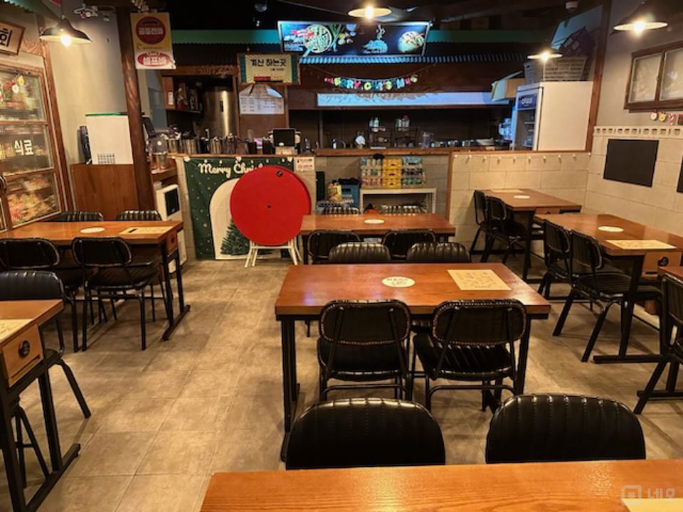 서구 청라동  접근성 좋은 대로변 1층 상가 임대 매물의 1번째 사진