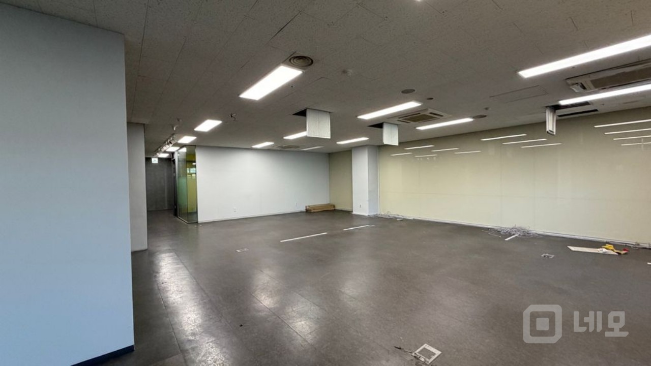 DMC첨단산업센터 211호 (DMC지원시설) 매물의 5번째 사진
