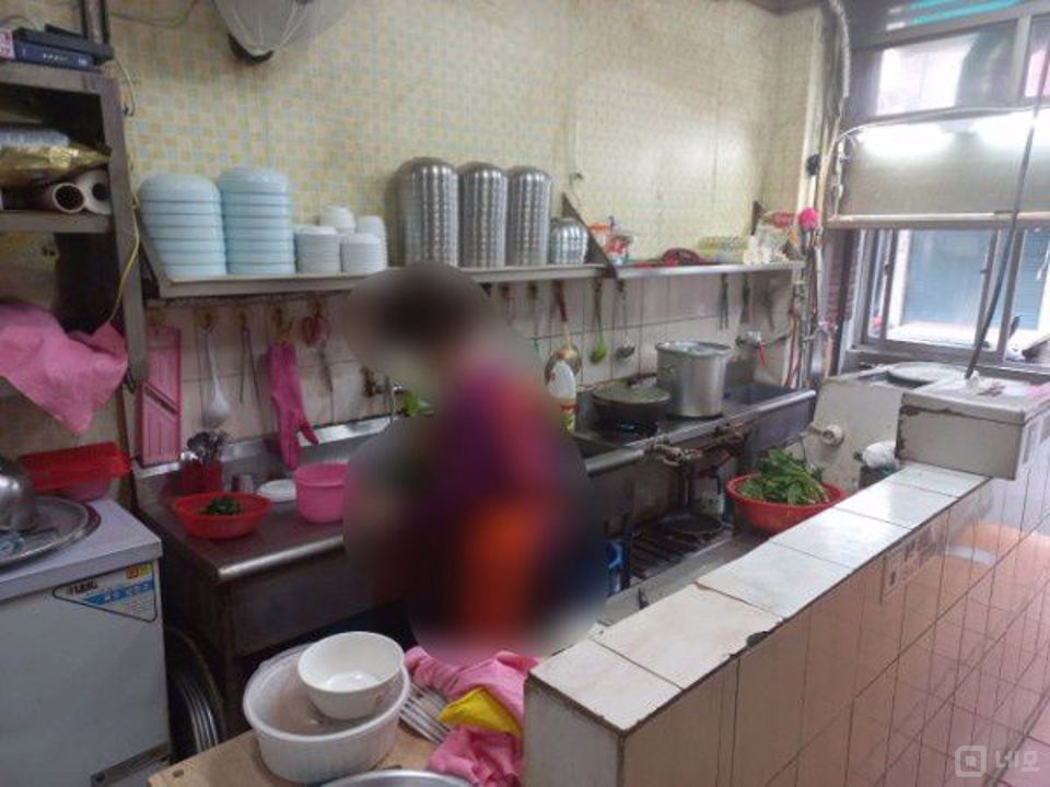 금정구 서동  시장초입 근처에 있는 1층 상가 매물의 4번째 사진