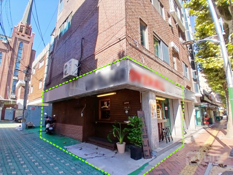 GATE 망원동 한강공원 초입에 위치한 코너노출 1층 상가 매물의 10번째 사진