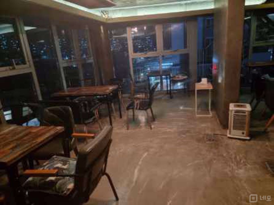 인테리어 완비된 유동인구 많은 율전동 와인바 매물의 5번째 사진