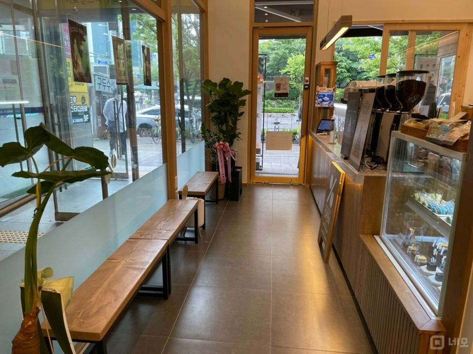 구래동 구래역 역세권, 시설, 인테리어 완비, 유입고객 많은 카페 매물의 2번째 사진