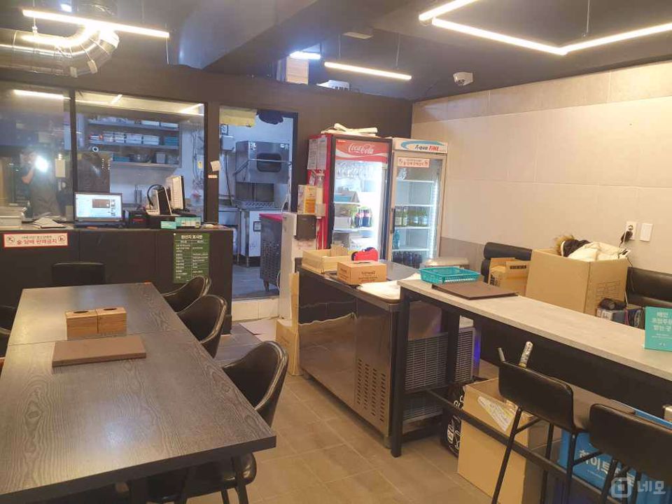 ★부산 영도구에 있는 치킨점 임대 매물입니다.★ 매물의 3번째 사진