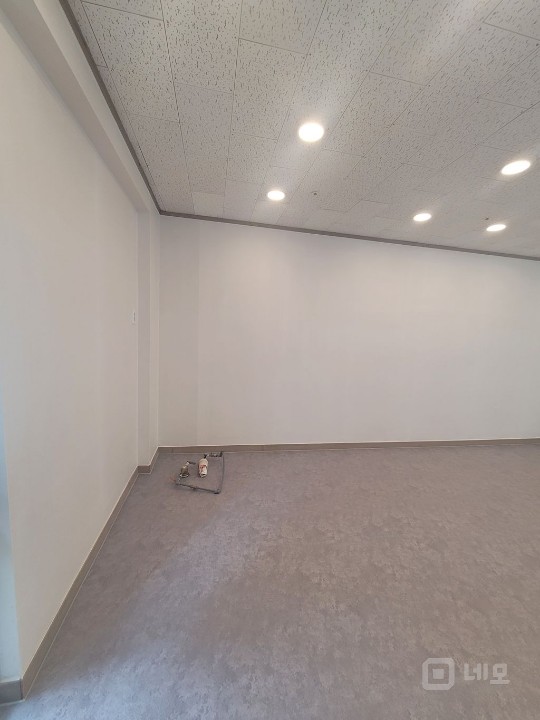 실면적32.5 피부샾. 병의원. 샾 매물의 2번째 사진