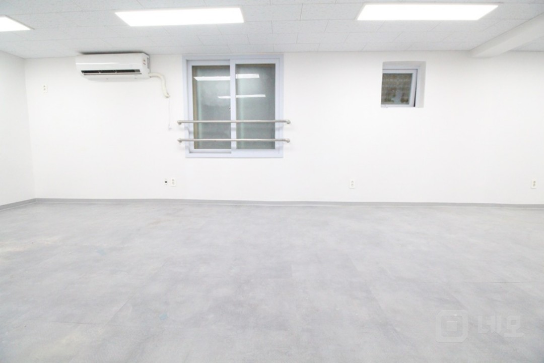 역삼역 도보 가능 올수리된 중소형 사무실 매물의 4번째 사진