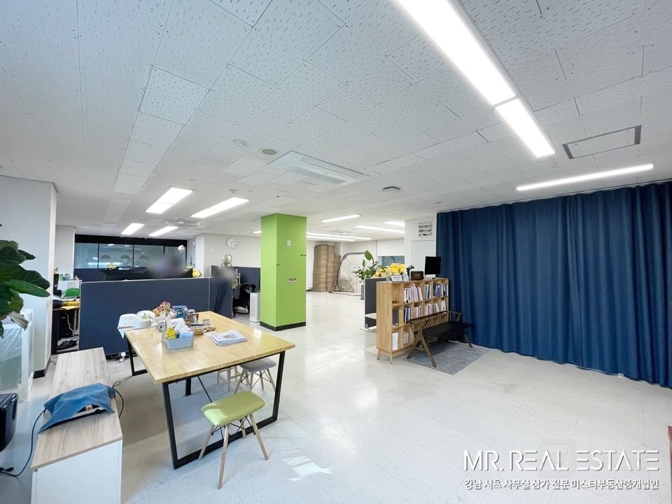 양재역5분.더블역세권.대로변.내외관ACE. 매물의 2번째 사진