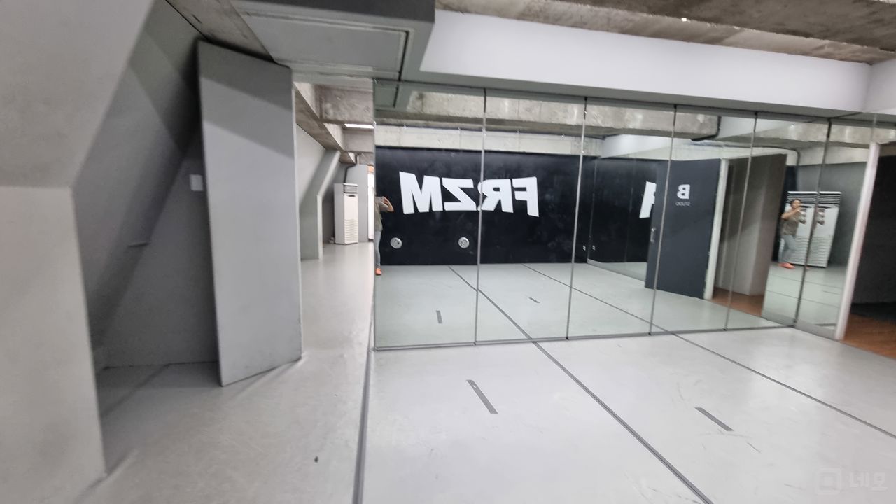 상수역 인근 위치좋은 4층 상가공실 매물의 4번째 사진