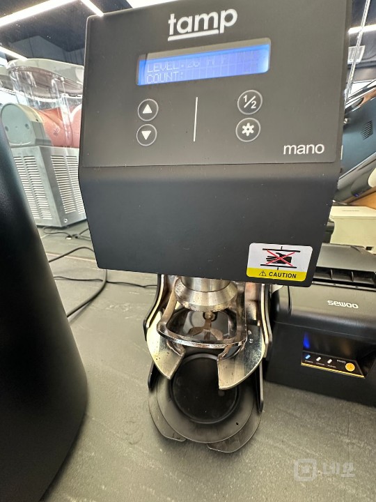 무권리!! 상암동 오피스 상권 프리미엄 1층 카페 매장 매물의 6번째 사진