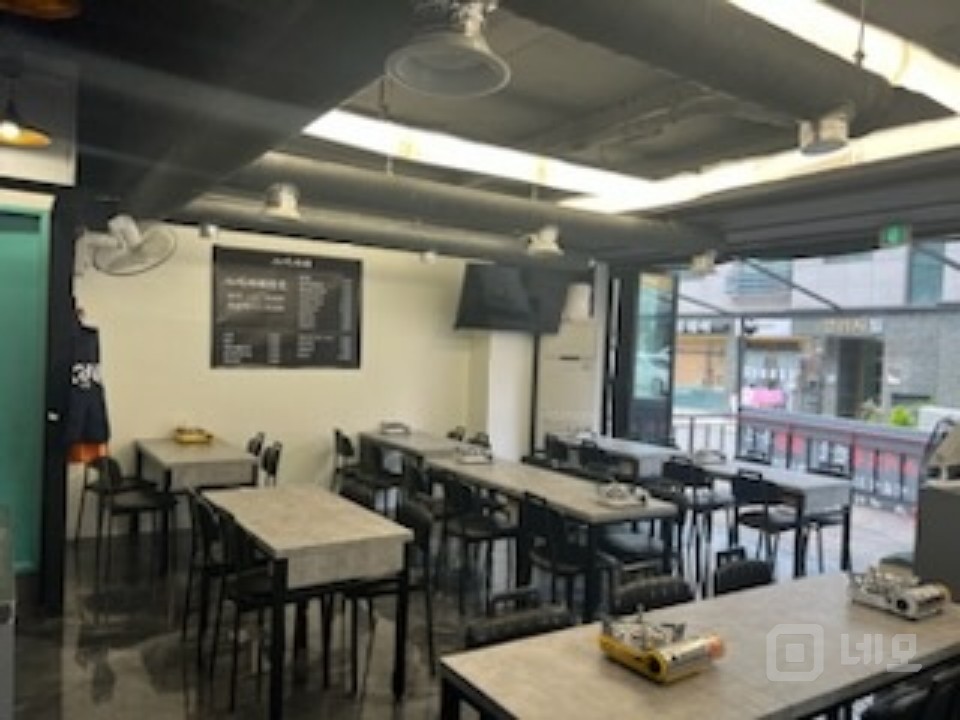 22평+서비스 5평  코너상가  매물의 4번째 사진