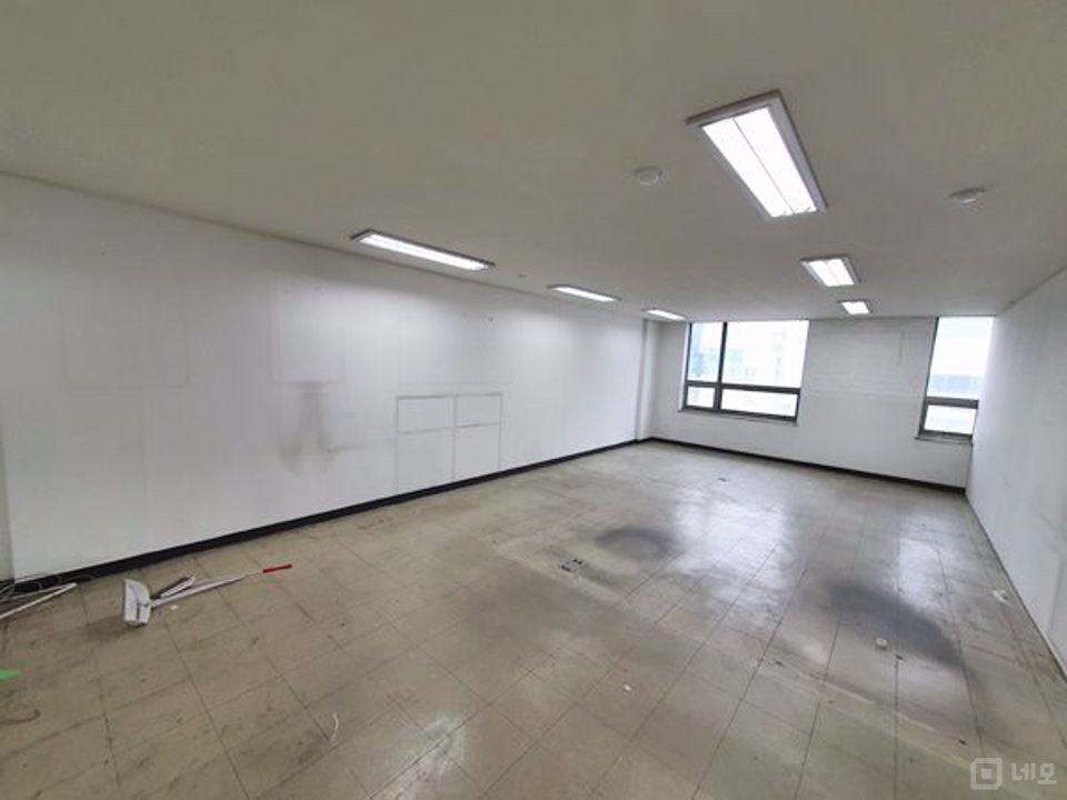 ★발산역 도보 1분거리 역세권 사무실 용도 공실 안내★ 매물의 1번째 사진