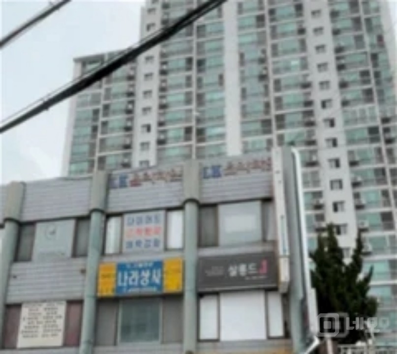 아파트상가 1층 코너 미용실임대 매물의 2번째 사진