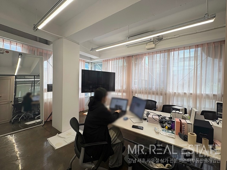 도산공원사거리 S급인테리어 싱크有 매물의 9번째 사진