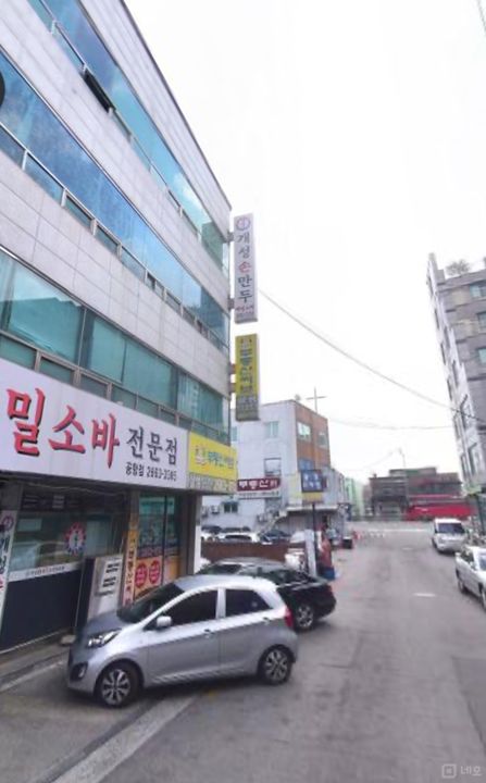 자연광 가득한 작업 공간, 강서구 공항대로 인근 스튜디오 임대 매물의 5번째 사진
