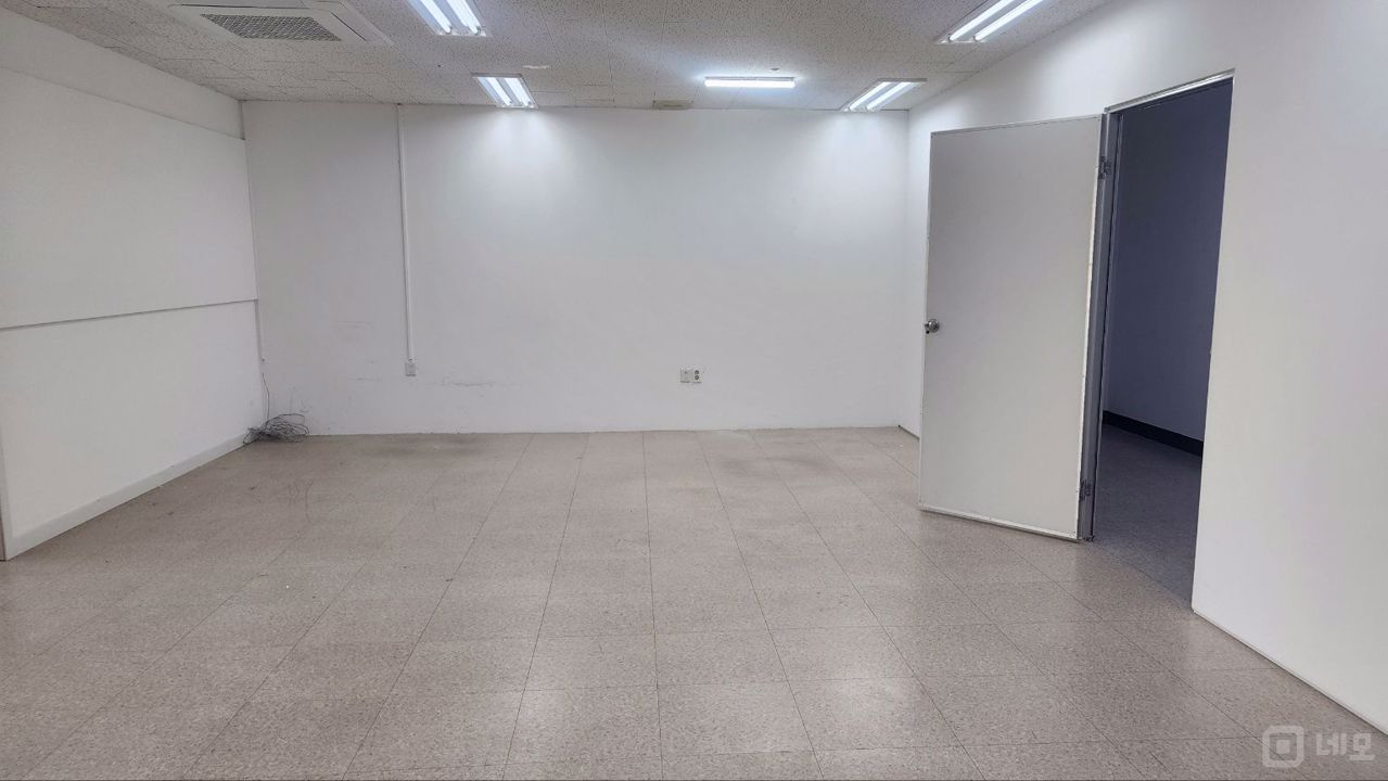 소래포구역 인근, 6층 논현동 사무실 매물의 7번째 사진