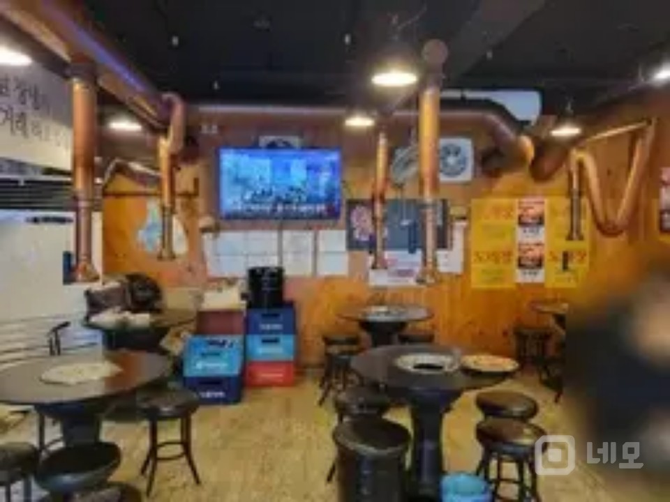 홍대상수역에 위치한 오래된 맛있는 삼겹살집 매물의 2번째 사진