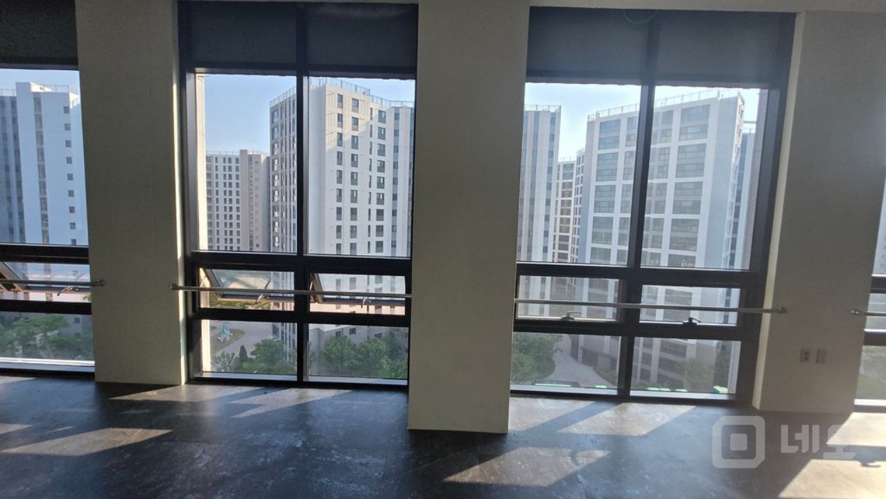 [임대/매매] 경기 김포시 태리로 287 준공 3년 대로변 상가 임대 매물의 4번째 사진