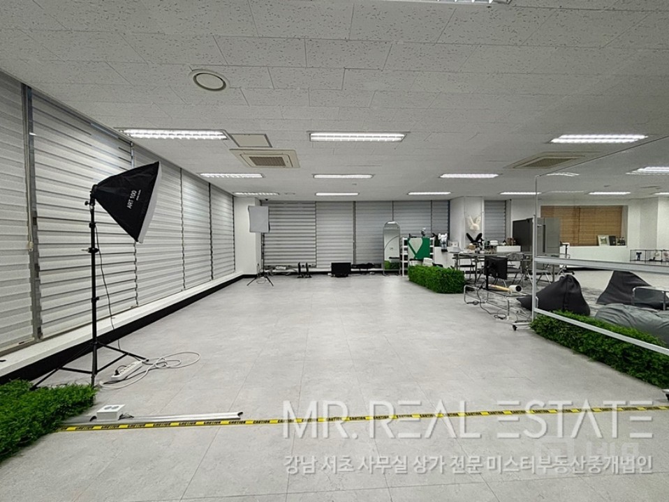 역삼역1분초역세권.가성비ACE매물.자주식무료1대.인테리어사무실 매물의 13번째 사진