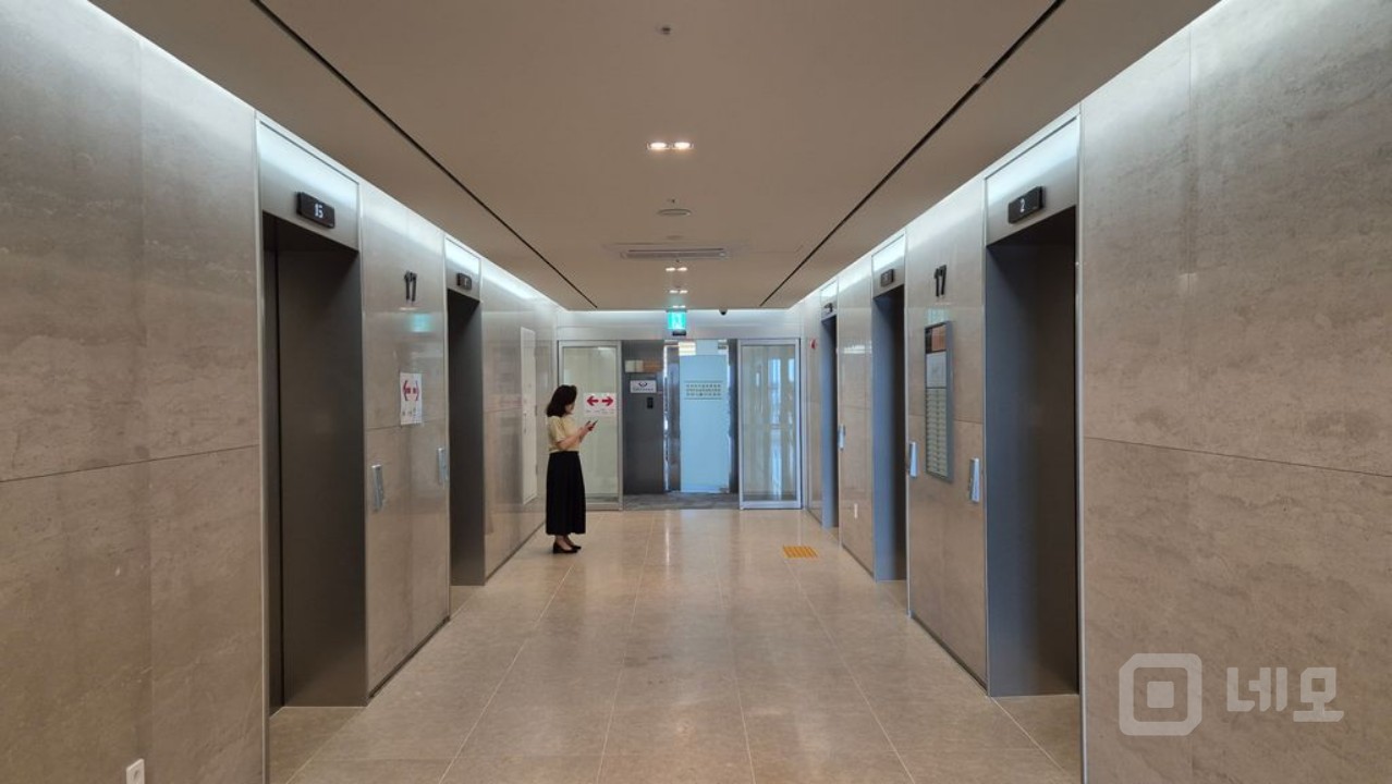 청량리역 직주근접 파노라마시티뷰 프리미엄 오피스 매물의 3번째 사진