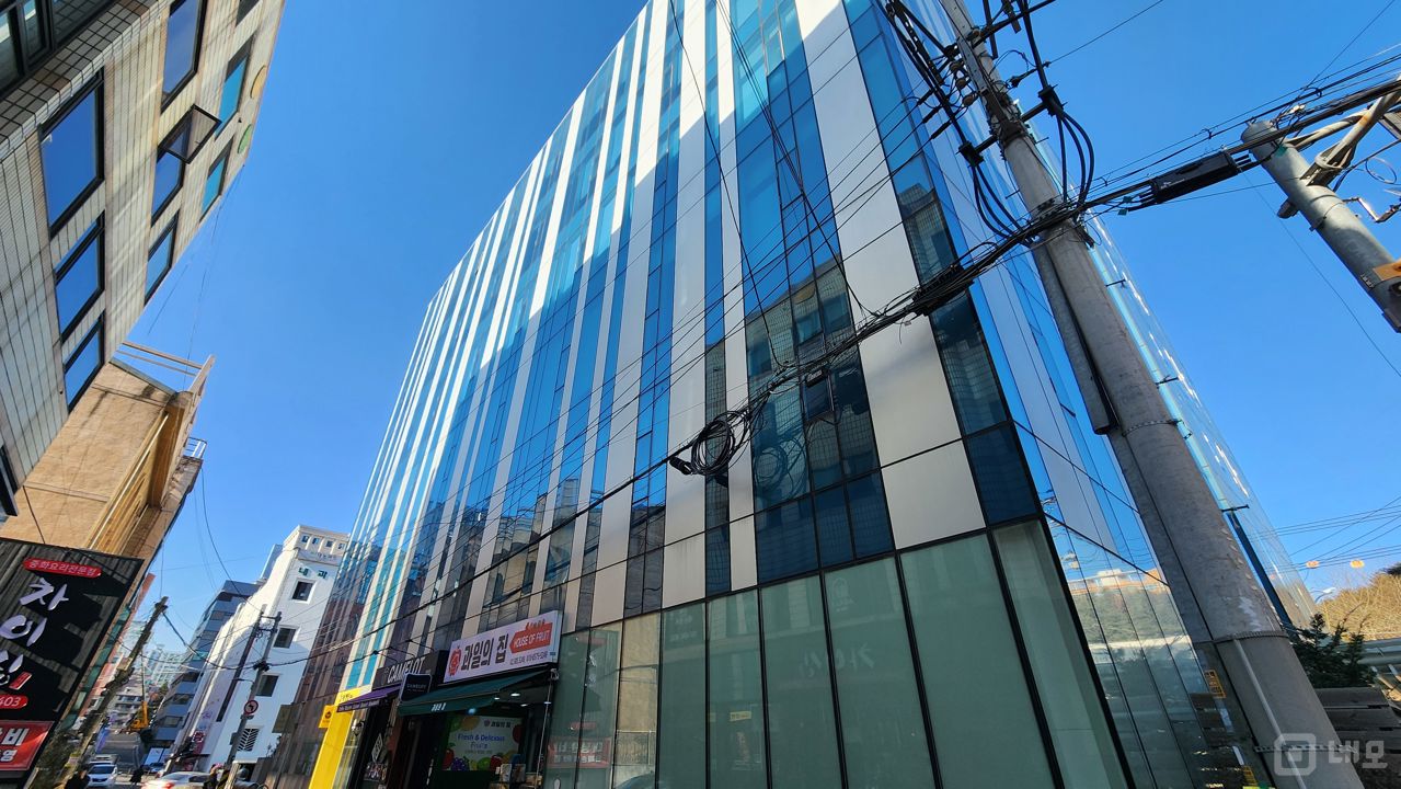방배동 방배역 역세권, 깔끔한 인테리어, 매출 좋은 과일 전문점 매물의 5번째 사진