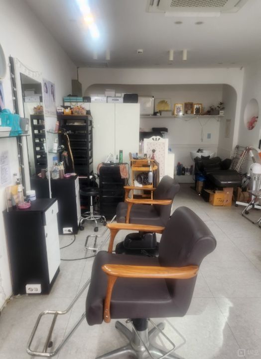 팔달구 매산로2가 성업중인 1층 헤어샾 임대  매물의 2번째 사진