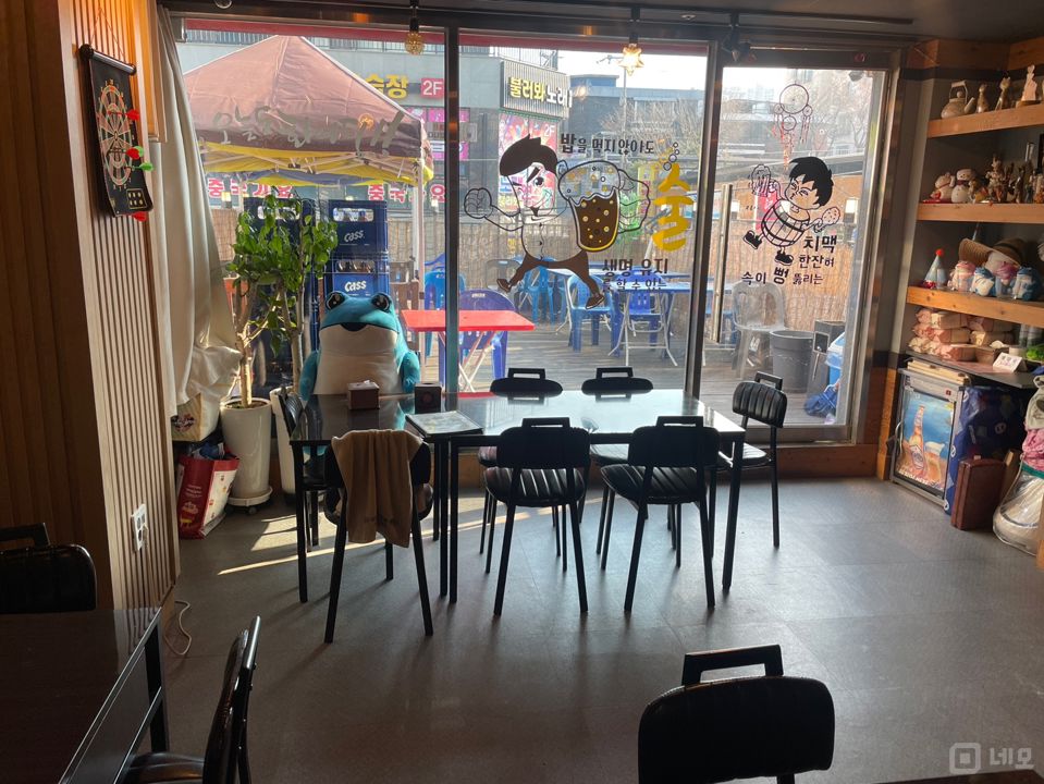 테라스 갖춰진 독산동 주상복합단지 내 상가 매매 매물의 2번째 사진