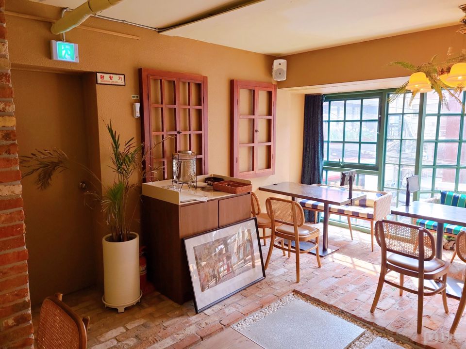 화양동 건물 전체 사용중인 BAR 매물의 9번째 사진