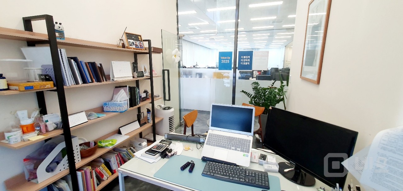 🦋실 179평. 한개층 단독사용. 인테리어 최상급🦋 매물의 11번째 사진