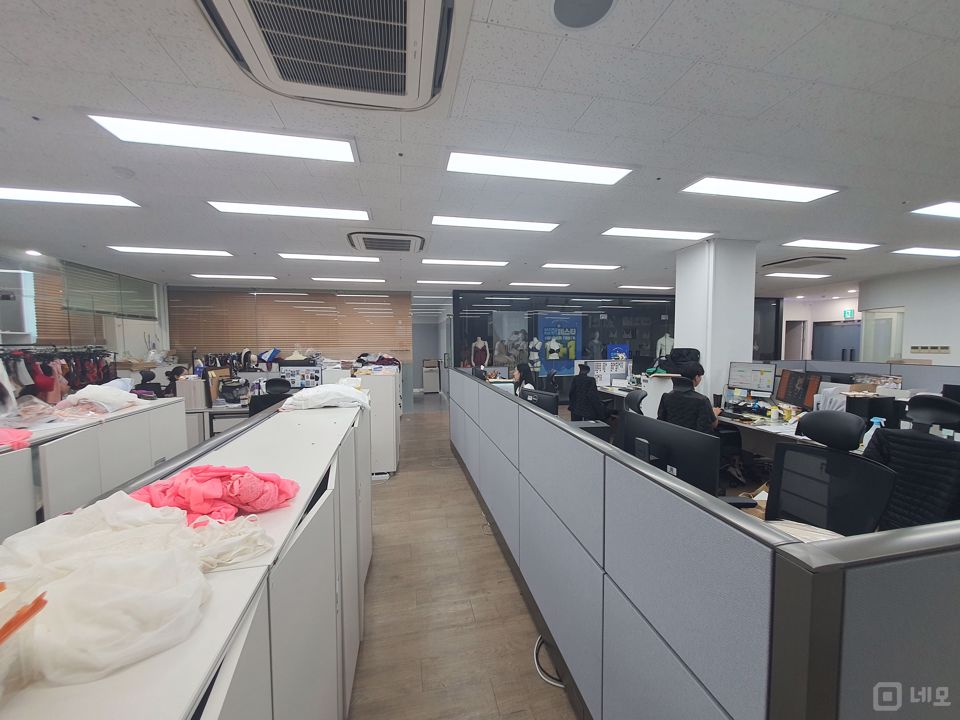 조망우수 / 지식산업센터 / 실85평  / 천장형냉난방기 / 고층부코너 매물의 11번째 사진