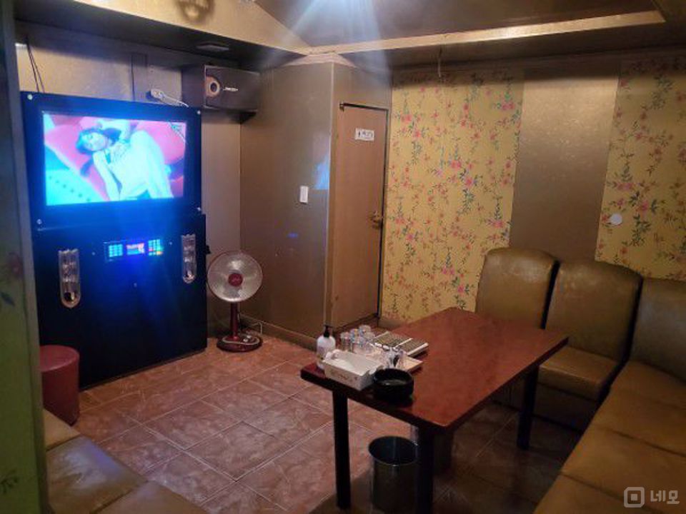 문산읍 문산리 위치 좋은  지층 상가 매물의 4번째 사진