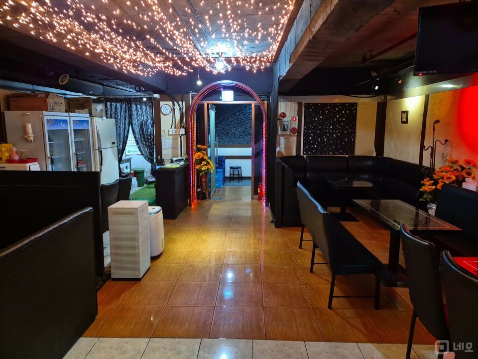 청파동 대로변에 위치한 라이브카페 매물의 5번째 사진