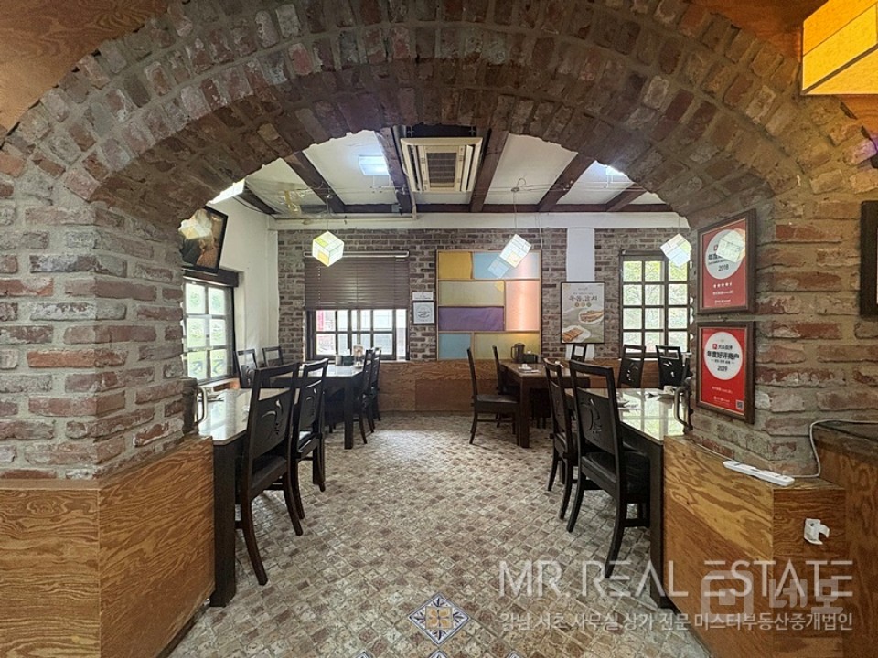 삼성중앙역 먹자골목 메인상권 단독사옥 매물의 7번째 사진
