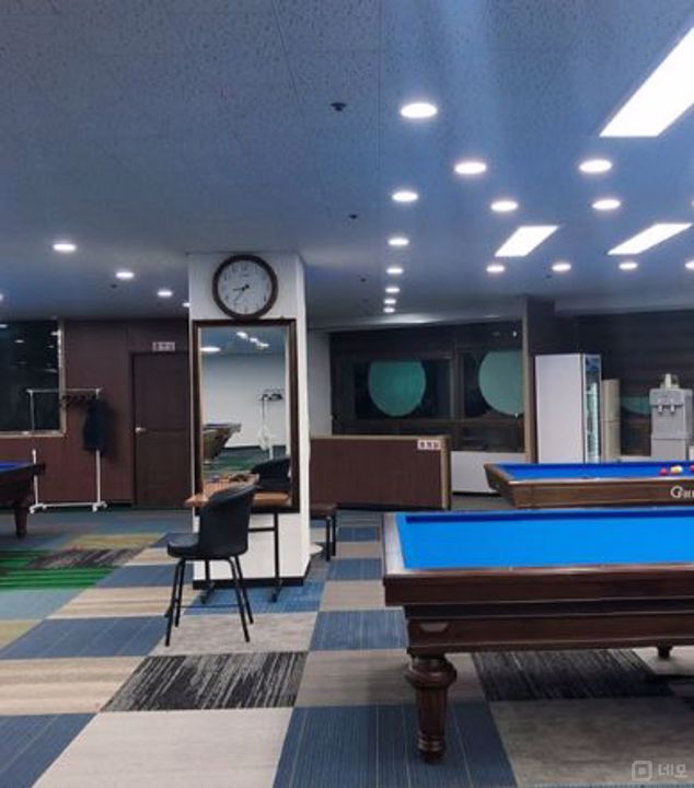 유동인구 많은 신장동 하남시청 근처 당구장 상가 점포 매물의 1번째 사진