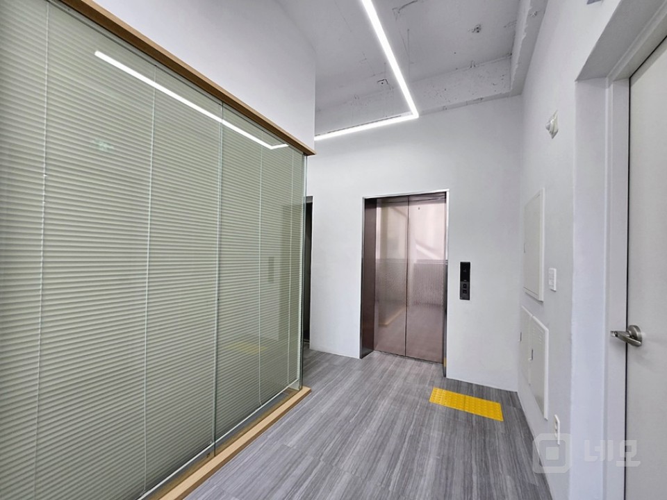 강남구청역, 역세권, 신축급, 층단독, A급인테리어 매물의 5번째 사진